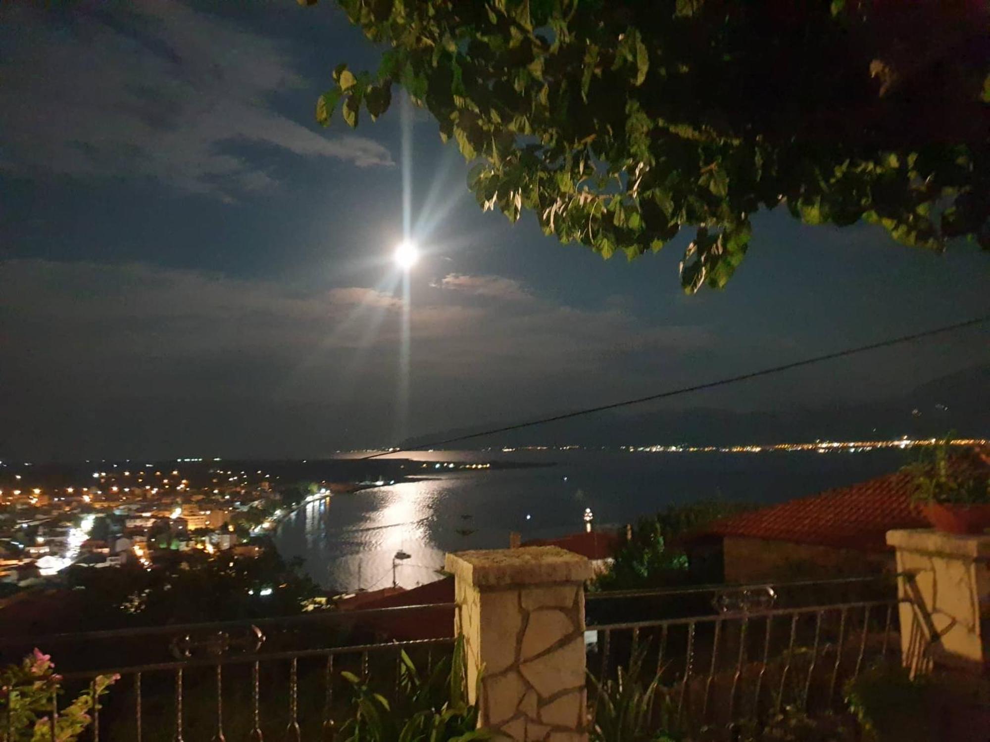 View By The Castle Nafpaktos Villa Dış mekan fotoğraf